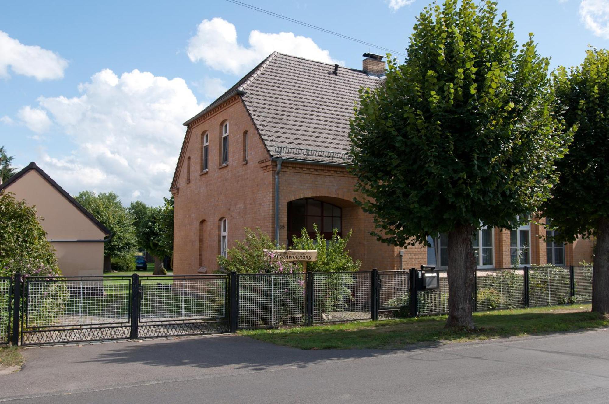 Ferienwohnung Alte Schule Фечау Экстерьер фото